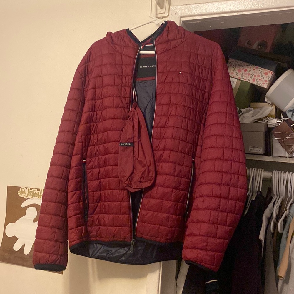 Tommy Hillfiger water proof jacket burgundy